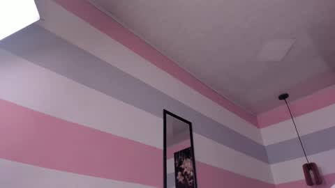 Scarlet  online show from 09/13/25, 06:51