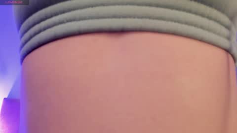 Scarlet  online show from 12/20/25, 05:03