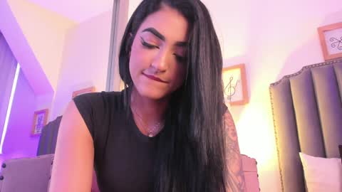              online show from 01/11/25, 02:47