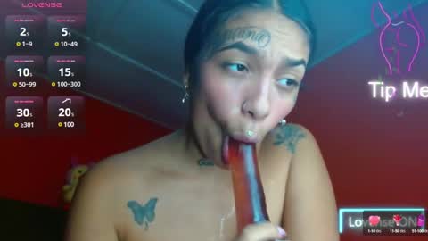 Snapshot of scarleth_dankworth chatting on 02/21/25, 10:37 Scarleth online show from 02/21/25, 10:37