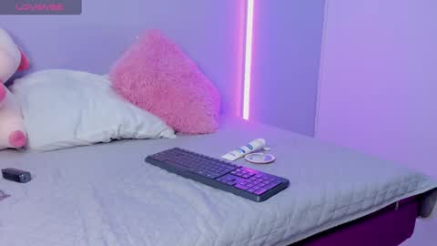 I am  Scarleth  Check mi profile online show from 02/05/25, 11:55