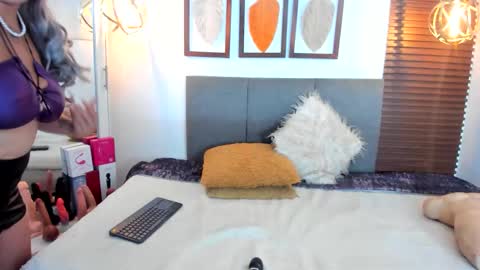 scarleth online show from 11/15/25, 03:15