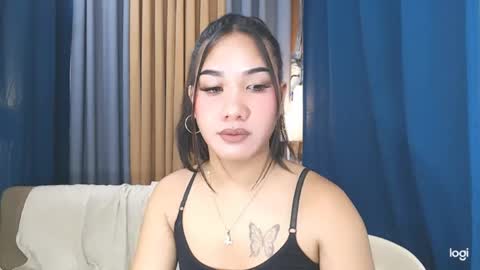 Snapshot of scarlethaert11 chatting on 05/27/26, 01:57 scarlethaert11 online show from 05/27/26, 01:57
