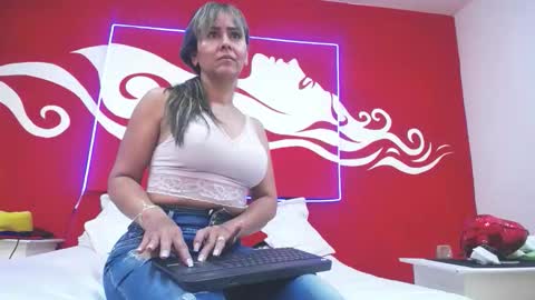 Scarleth online show from 09/21/25, 04:52