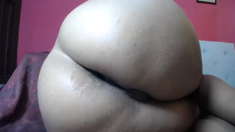 Snapshot of scarlethot4ux chatting on 03/03/26, 02:23 candy monrroy online show from 03/03/26, 02:23