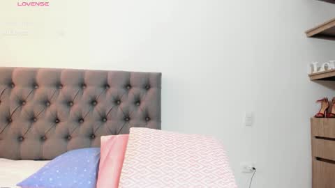 SOFI online show from 11/09/25, 03:43