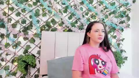 scarlet  online show from 11/28/25, 11:24