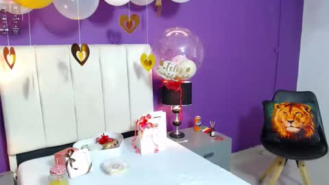 scarlet  online show from 02/15/26, 02:47