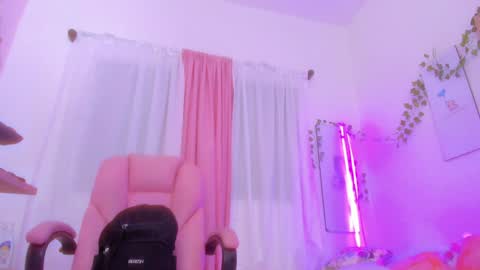 Scarletliz online show from 12/20/24, 10:54