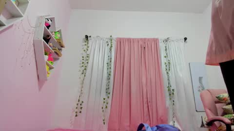 Scarletliz online show from 03/04/25, 12:01