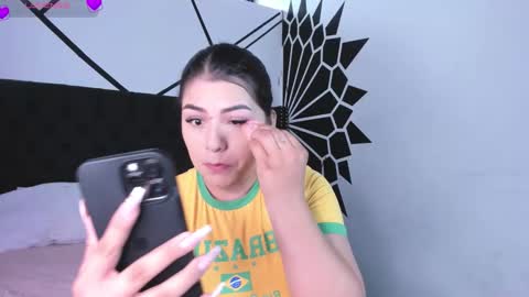 Snapshot of scarletmoon1_ chatting on 09/21/25, 11:45 Scarlet online show from 09/21/25, 11:45