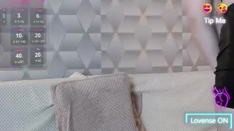 Scarlet online show from 01/06/26, 11:14