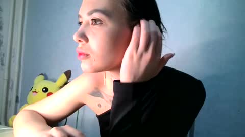 scarletpetal online show from 02/24/25, 11:21