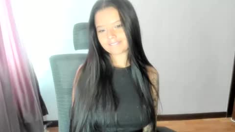 scarletrosee27 online show from 06/30/26, 12:39