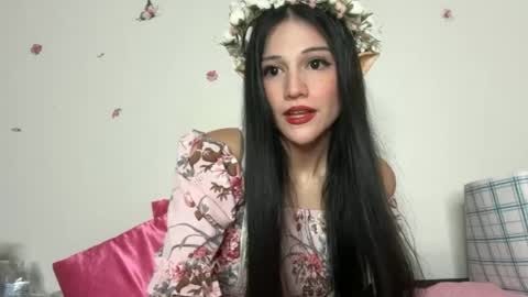 Snapshot of scarletskyee chatting on 07/29/26, 07:56 scarlet skyee online show from 07/29/26, 07:56