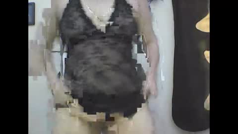 Snapshot of scarlett1726 chatting on 05/09/26, 08:14 scarlett1726 online show from 05/09/26, 08:14