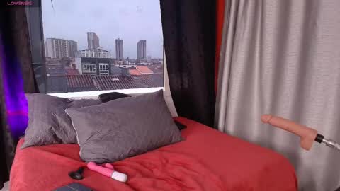 Scarlett online show from 11/15/25, 09:32