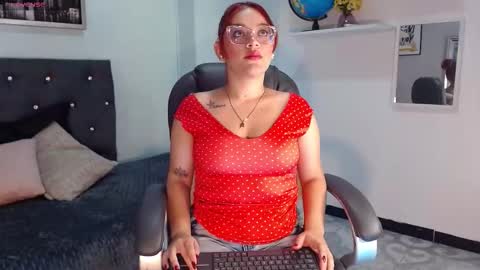 Scarlett online show from 09/25/25, 11:36
