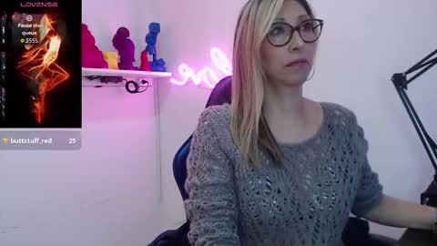 Scarlett online show from 01/15/26, 11:48