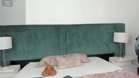 scarlett__noir online show from 04/05/26, 09:34