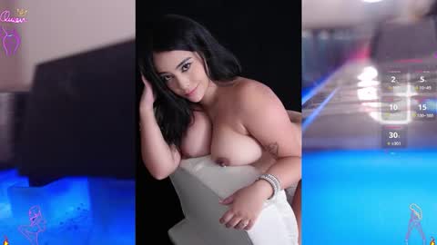 Scarlett Thumb up please help me 100 its important online show from 03/11/26, 10:38