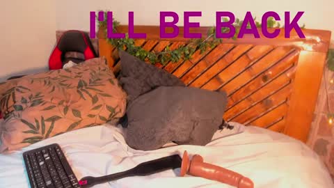 Mariana online show from 01/31/25, 03:11