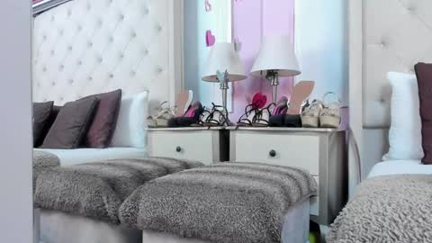 scarlett_leblanc_ online show from 05/04/26, 11:50
