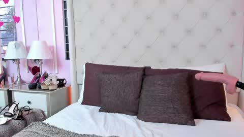 scarlett_leblanc_ online show from 05/11/26, 04:04