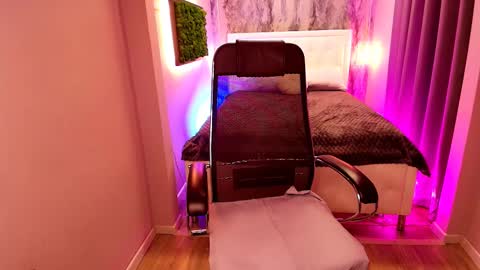 Scarlett online show from 02/17/25, 06:26