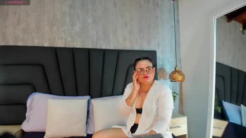 scarlett_monroe_1 online show from 10/17/25, 11:35