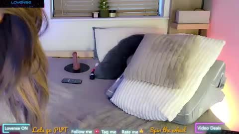 Scarlett Paisleyy online show from 02/10/25, 02:05