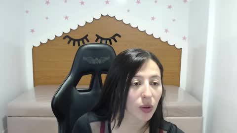 scarlett_percy_t online show from 11/23/25, 07:46