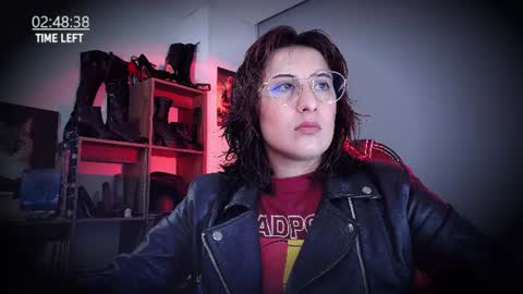 Snapshot of scarlett_sen chatting on 07/27/26, 01:51 Mistress Scarlett online show from 07/27/26, 01:51