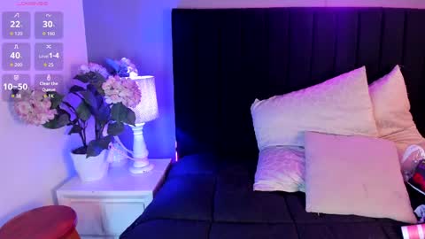 Scarlett online show from 04/11/26, 03:44