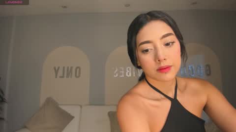 Snapshot of scarlettblaze1 chatting on 02/11/26, 11:04 Sacrlett Blaze online show from 02/11/26, 11:04