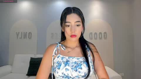 Snapshot of scarlettblaze1 chatting on 05/08/26, 11:59 Sacrlett Blaze online show from 05/08/26, 11:59
