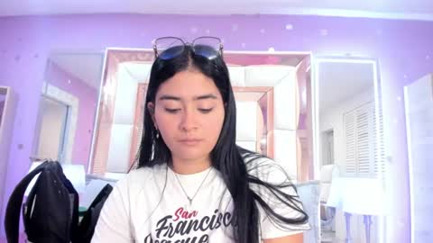 Snapshot of scarlette_15 chatting on 06/12/26, 03:27 Scarlette online show from 06/12/26, 03:27