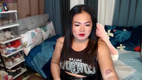 Snapshot of scarlette_adisson_69 chatting on 01/23/25, 10:11 scarlette online show from 01/23/25, 10:11