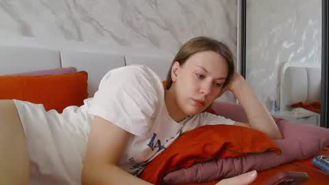 Snapshot of scarlettford chatting on 06/10/26, 02:05 Scarlett online show from 06/10/26, 02:05