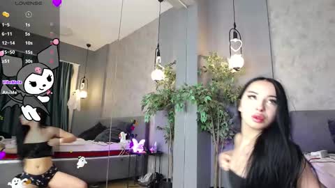 scarlettjakobs online show from 10/25/25, 05:48