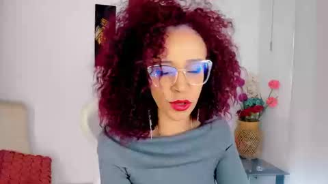 Scarlett online show from 09/22/25, 08:44