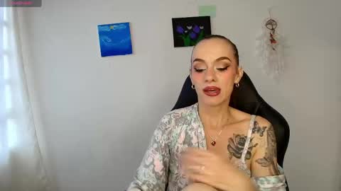 Scarlett online show from 05/16/26, 07:56