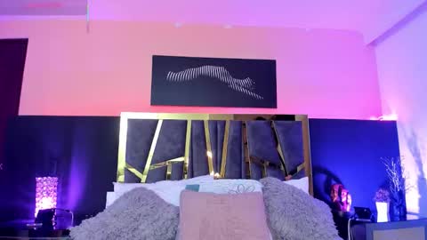 scarlettorres online show from 11/19/25, 06:41