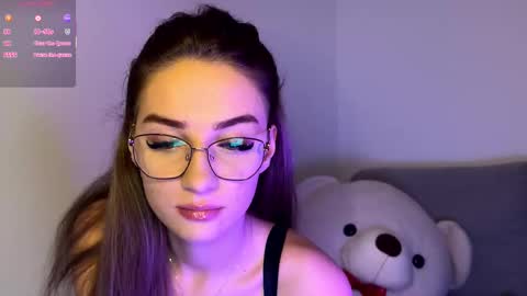 ScarlettSmithz online show from 12/18/25, 08:37