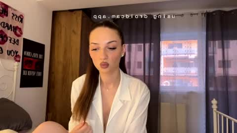 ScarlettSmithz online show from 04/19/26, 03:39