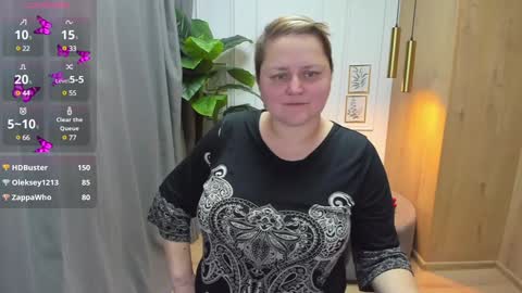 Scarlett online show from 12/05/24, 12:00