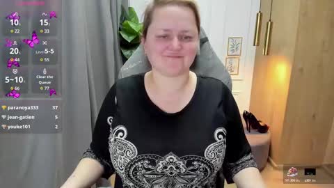 Scarlett online show from 03/10/25, 12:04