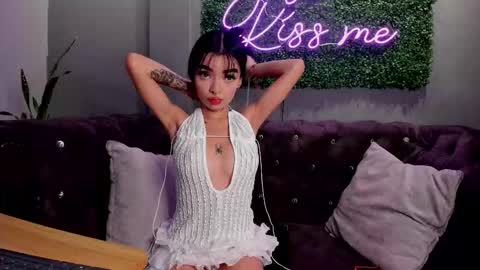 Scarlet online show from 11/09/25, 01:42