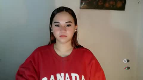 Snapshot of scarletvamp chatting on 01/17/26, 01:16 scarletvamp online show from 01/17/26, 01:16