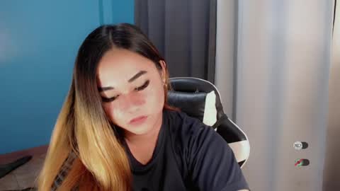 Snapshot of scarletvamp chatting on 07/16/26, 10:43 scarletvamp online show from 07/16/26, 10:43